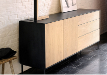 Buffet Blackbird en chêne 2 portes / 3 tiroirs - ETHNICRAFT