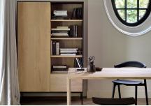 Armoire Blackbird en chêne - ETHNICRAFT