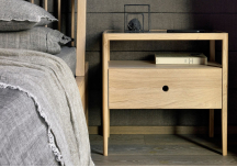 Chevet Spindle en chêne - ETHNICRAFT