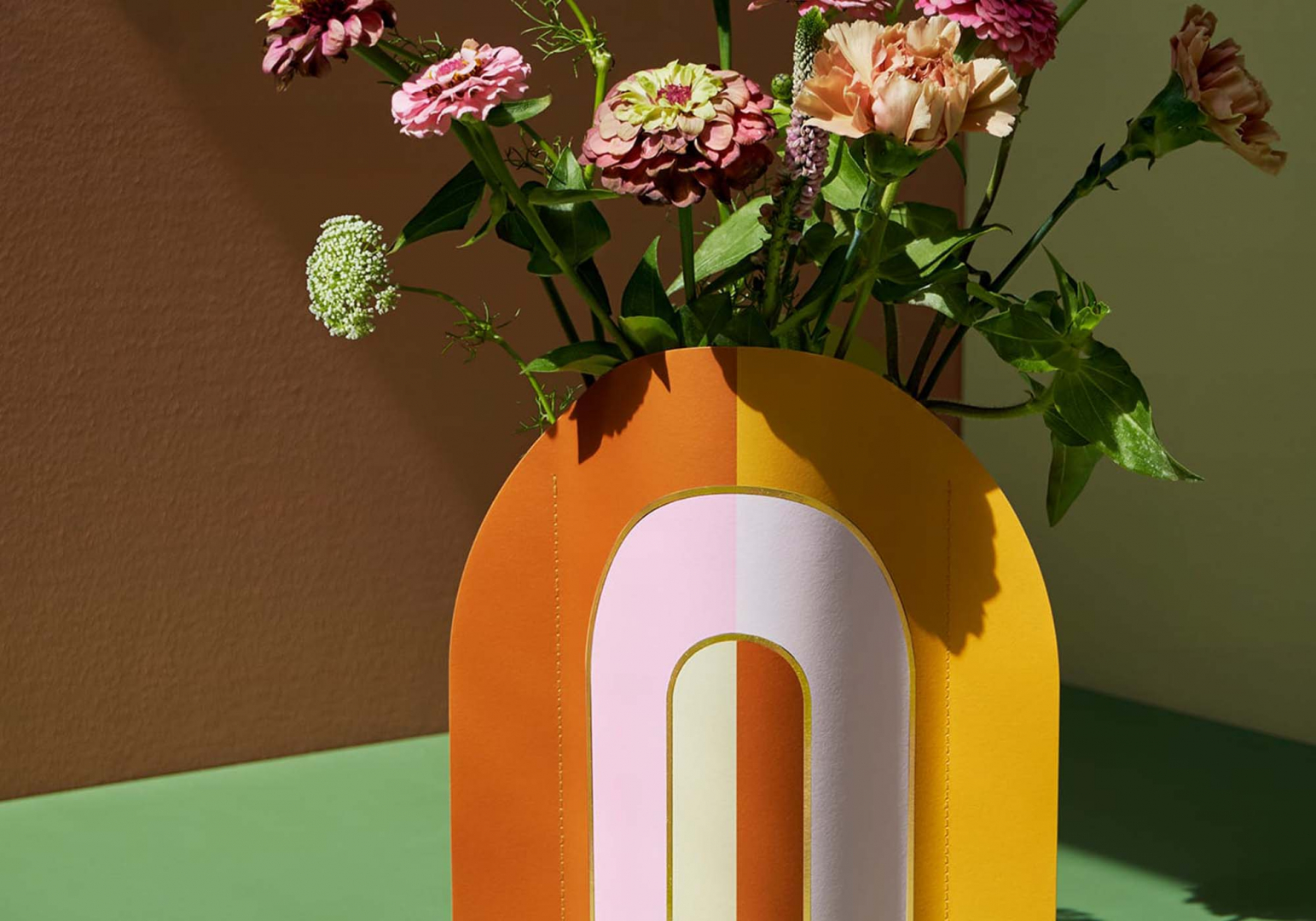 Vase design en papier Riviera Wave - OCTAEVO