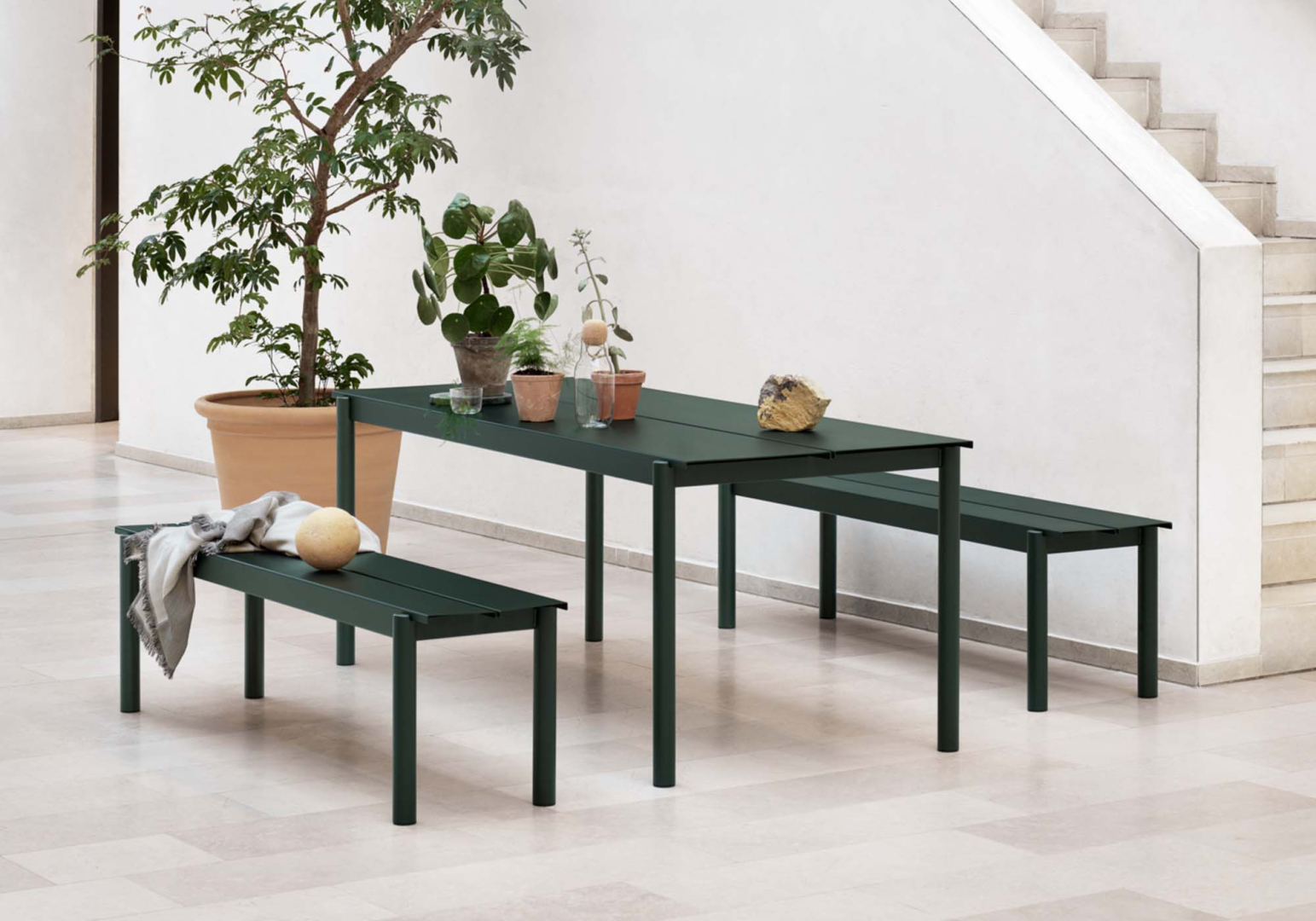 Table Outdoor Linear - MUUTO