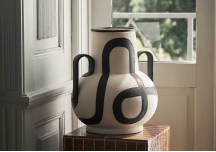 Vase Trace off-white - FERM LIVING