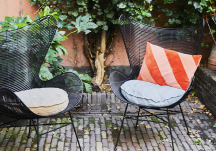 Coussin Striped Velvet red pink 40x60 cm - HK LIVING