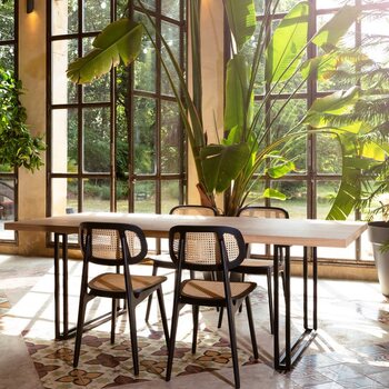 @vincent_sheppard_furniture le confort de l'intérieur à l'extérieur

De la dégustation d'un café dans l'air frais du matin aux déjeuners décontractés et aux soirées d'ambiance. Profitez pleinement de vos moments au jardin.

Toute la collection disponible
